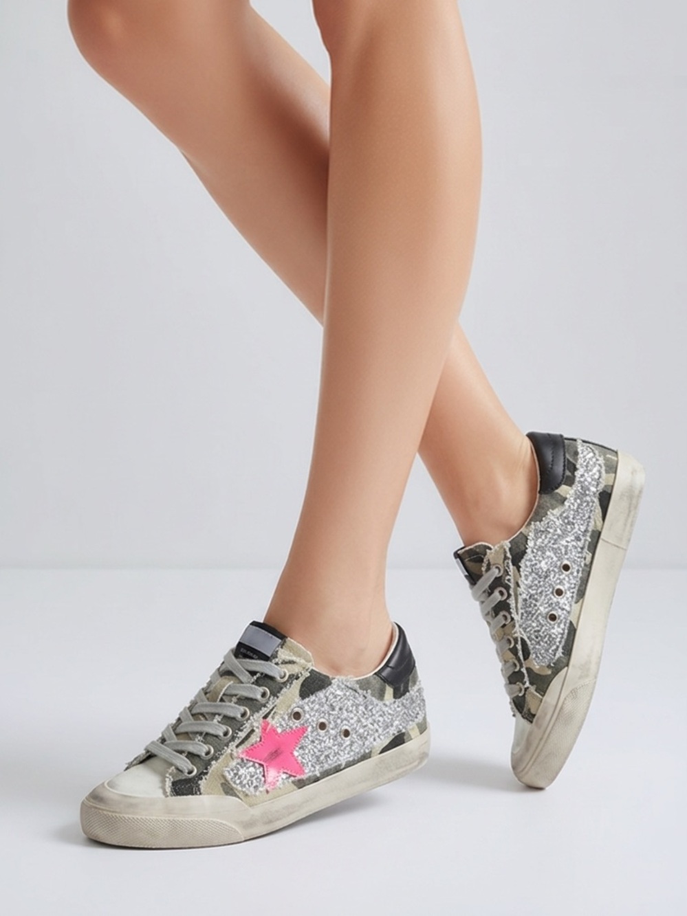 Mi.iM Camo Glitter Low-Top Sneakers with Pink Star